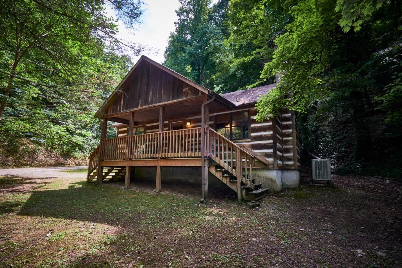 A Cabin In The Woods Pigeon Forge Exterior photo