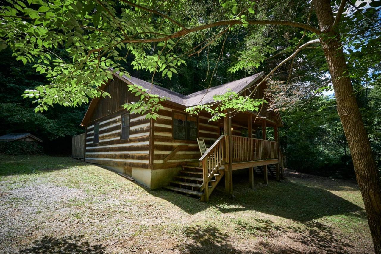 A Cabin In The Woods Pigeon Forge Exterior photo