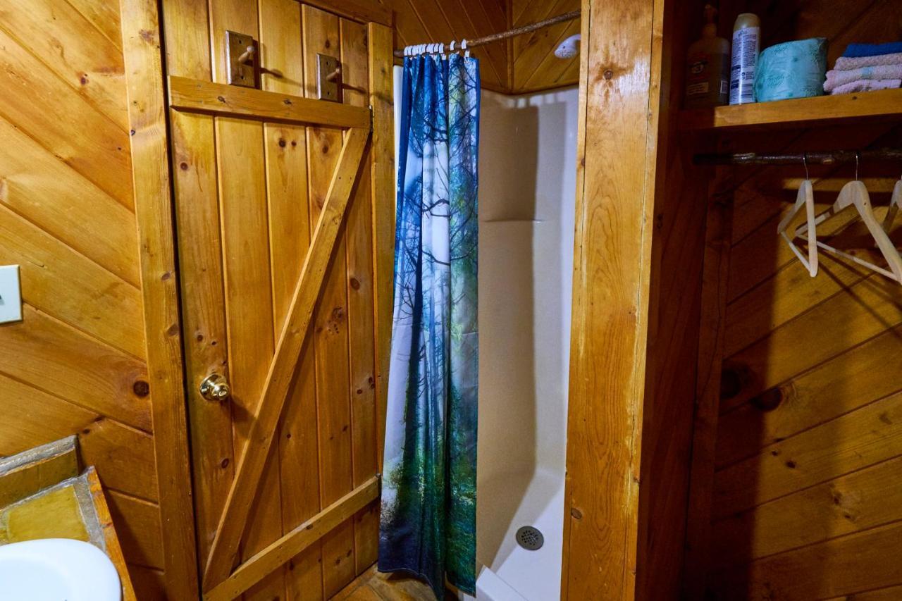 A Cabin In The Woods Pigeon Forge Exterior photo