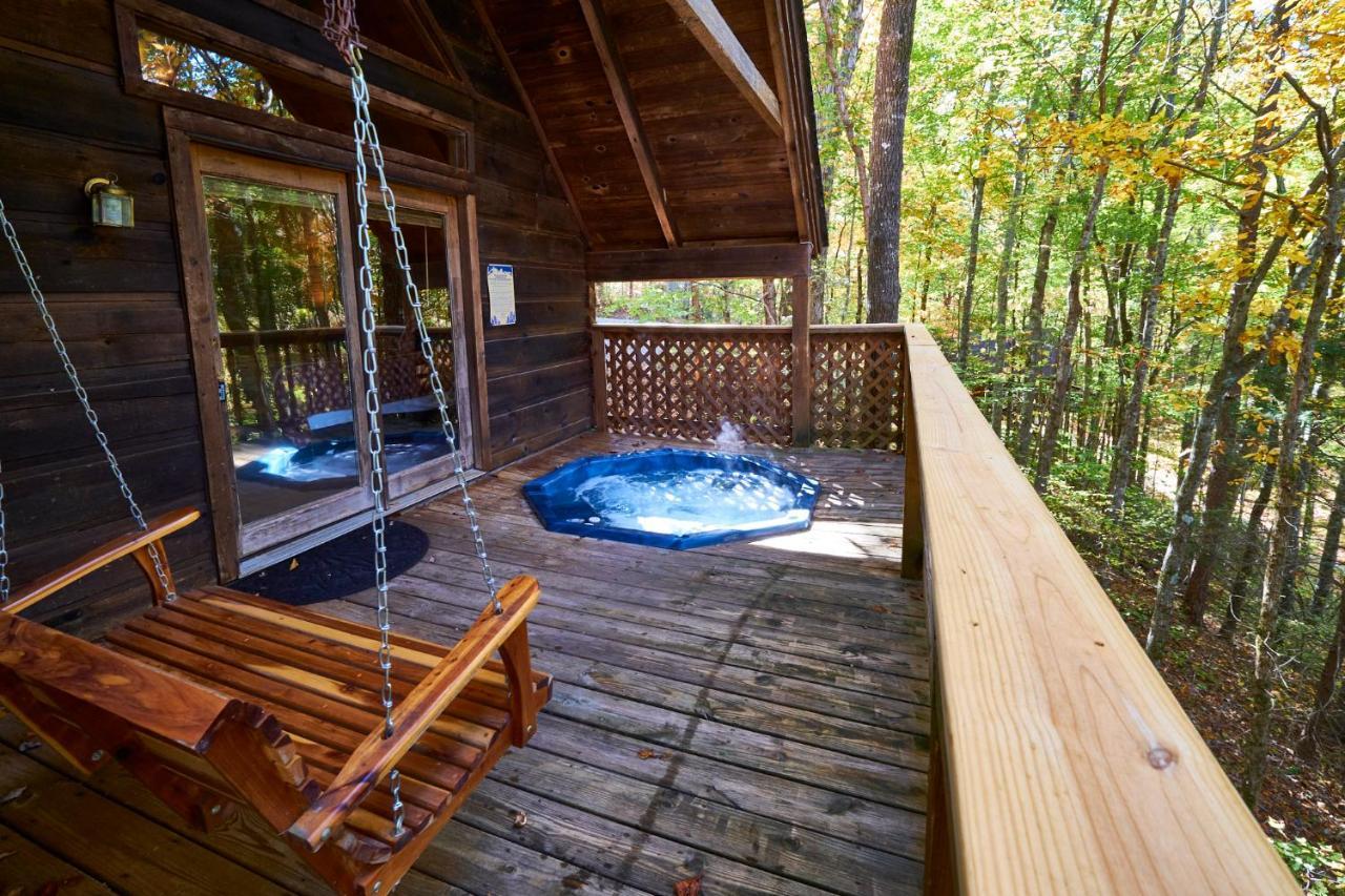 A Cabin In The Woods Pigeon Forge Exterior photo