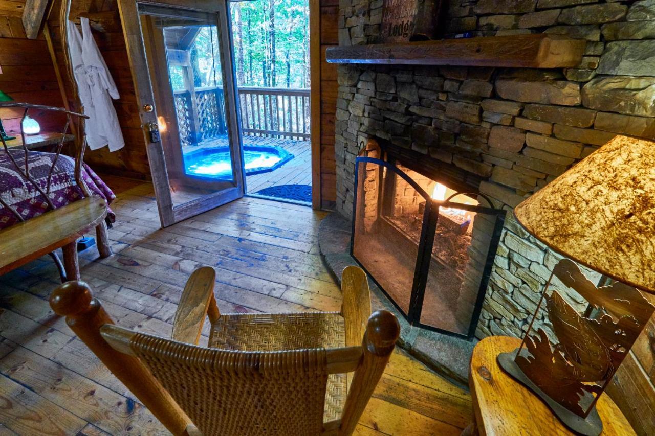 A Cabin In The Woods Pigeon Forge Exterior photo